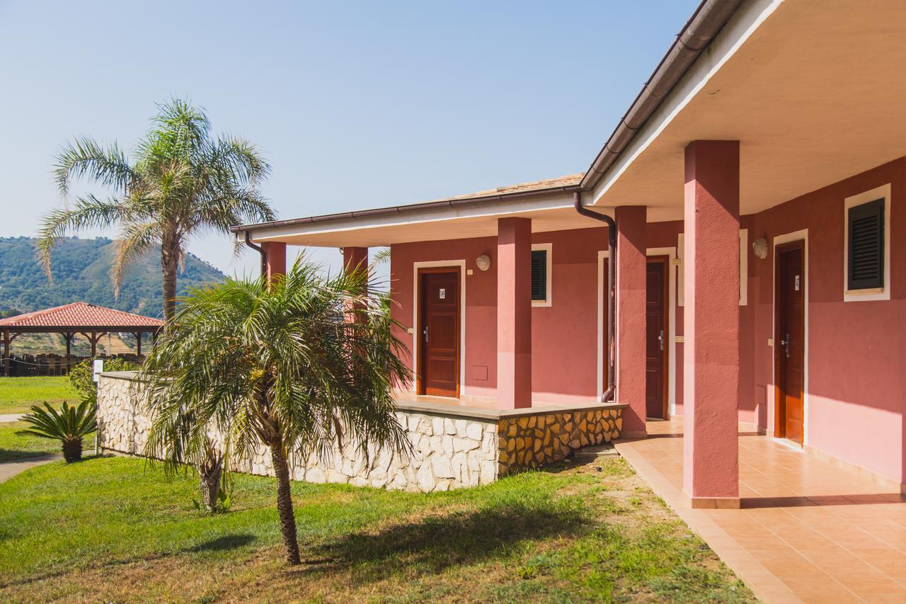Nelema Village Resort 산 니콜라 아르첼라 외부 사진