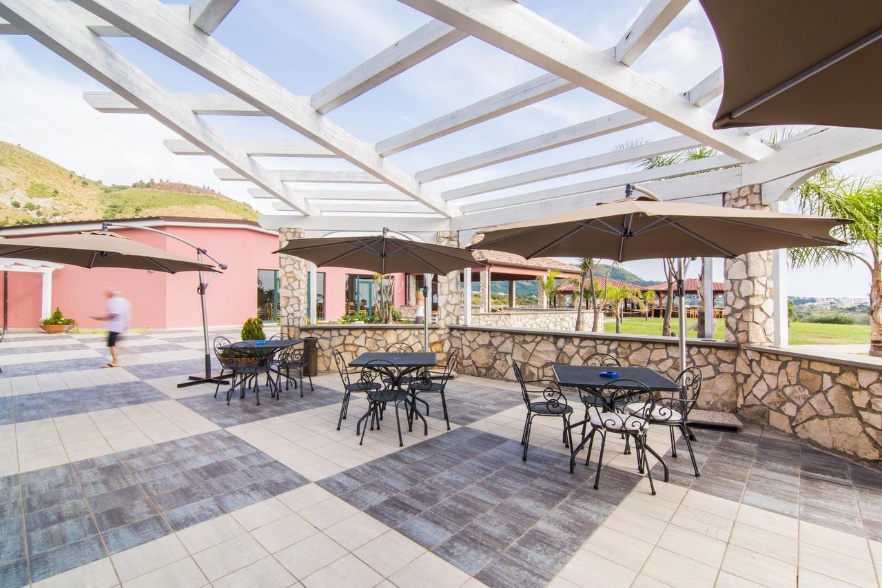 Nelema Village Resort 산 니콜라 아르첼라 외부 사진